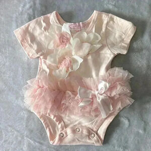 ⭐️Host Pick⭐️ Popatu - NWOT - short sleeve ballet/floral tutu design onesie top.